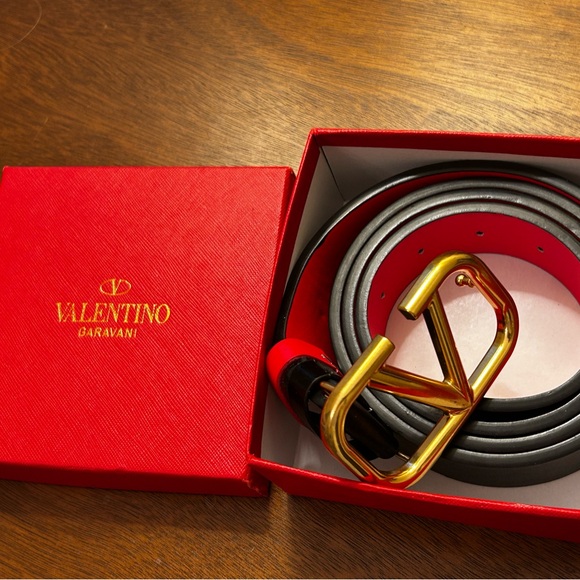 Black Belt Gold V Buckle red accent unisex large adj to...